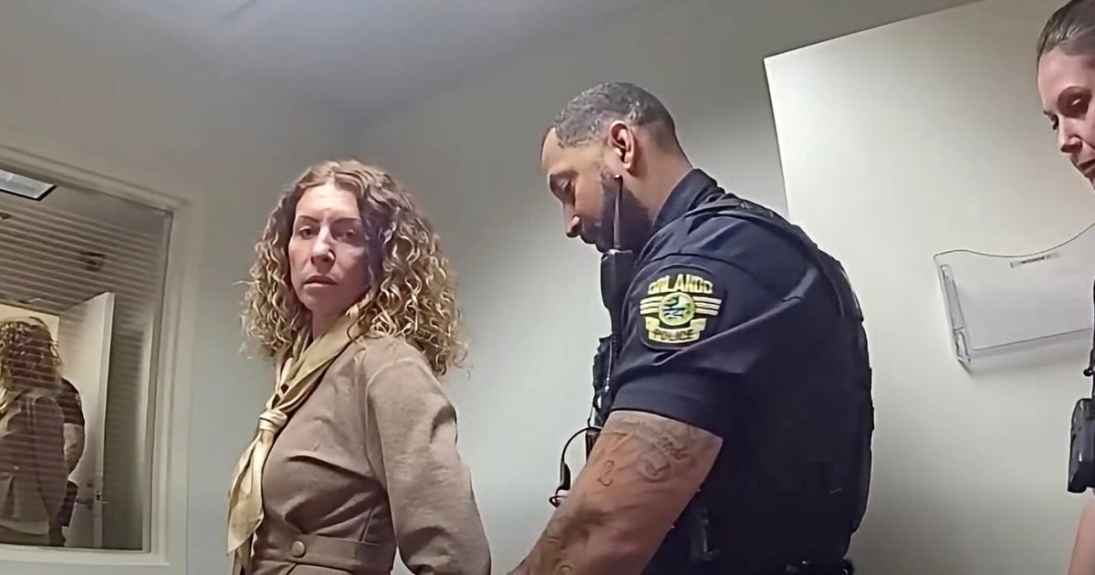 Florida mom arrested after deputies say children were left alone during Las Vegas trip