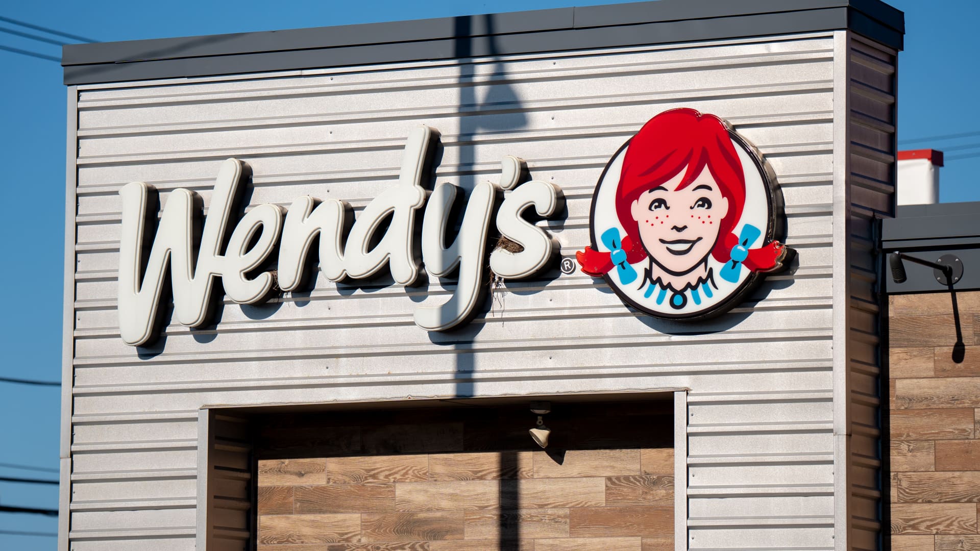 Wendy’s Trian takeover bid report sends shares higher