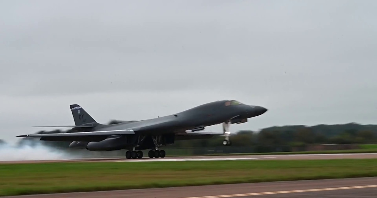 Pentagon withdraws B-1 bombers from RAF Fairford after five arrests