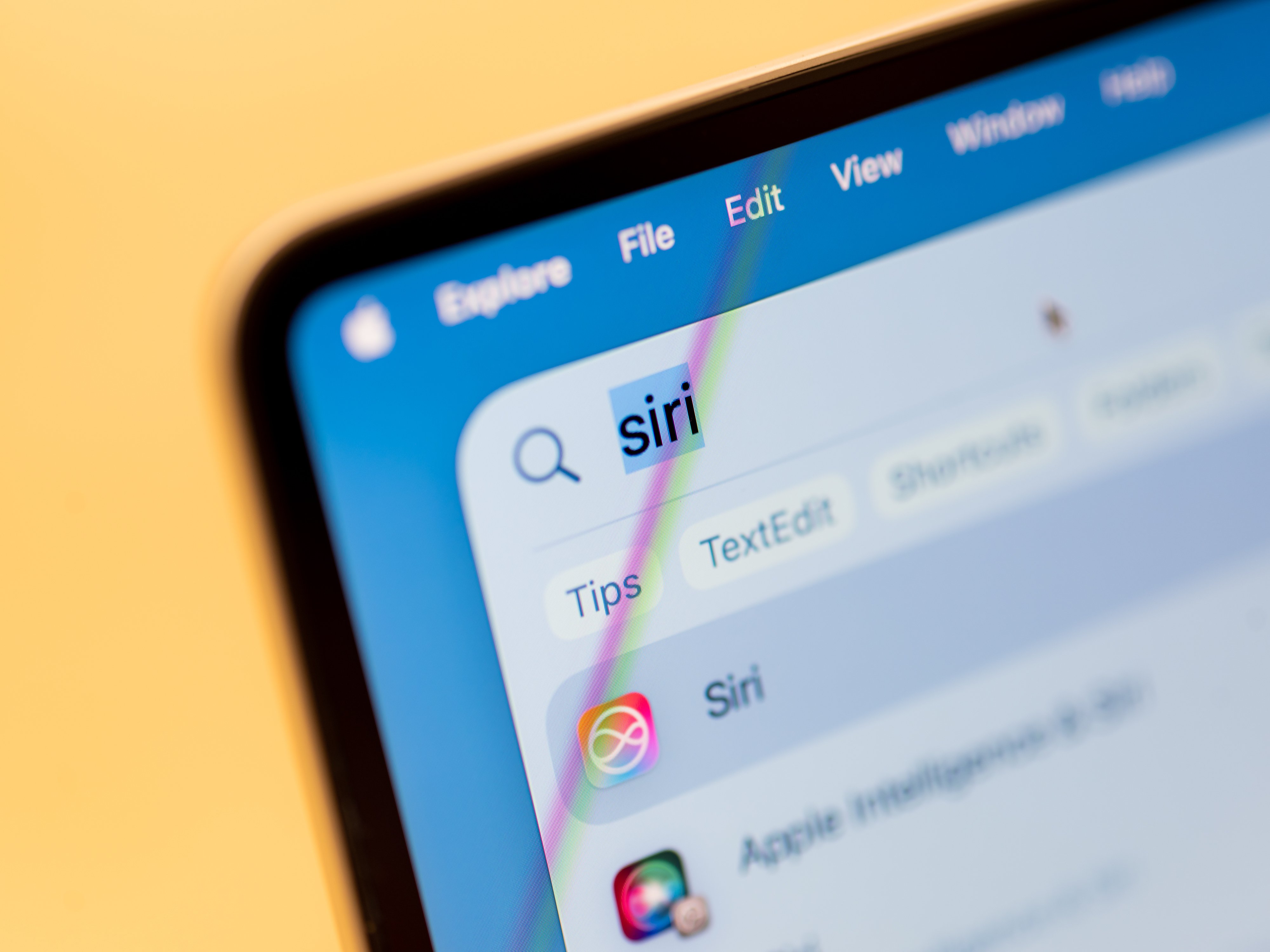 Hidden Siri AI menu surfaces in macOS 27 beta