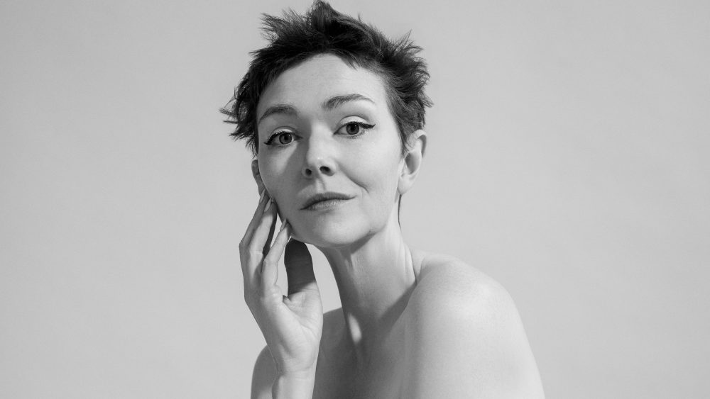 Elf Lyons’ New York show sets limited SoHo Playhouse run