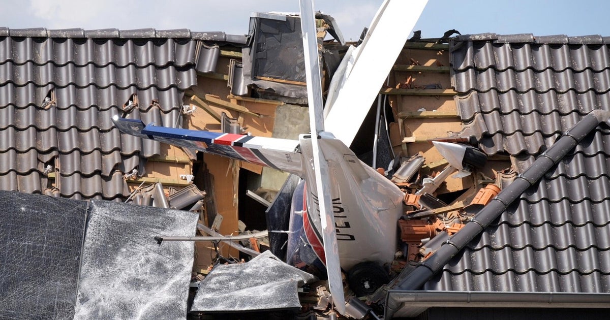 Ganderkesee plane crash kills at least one after aircraft hits home