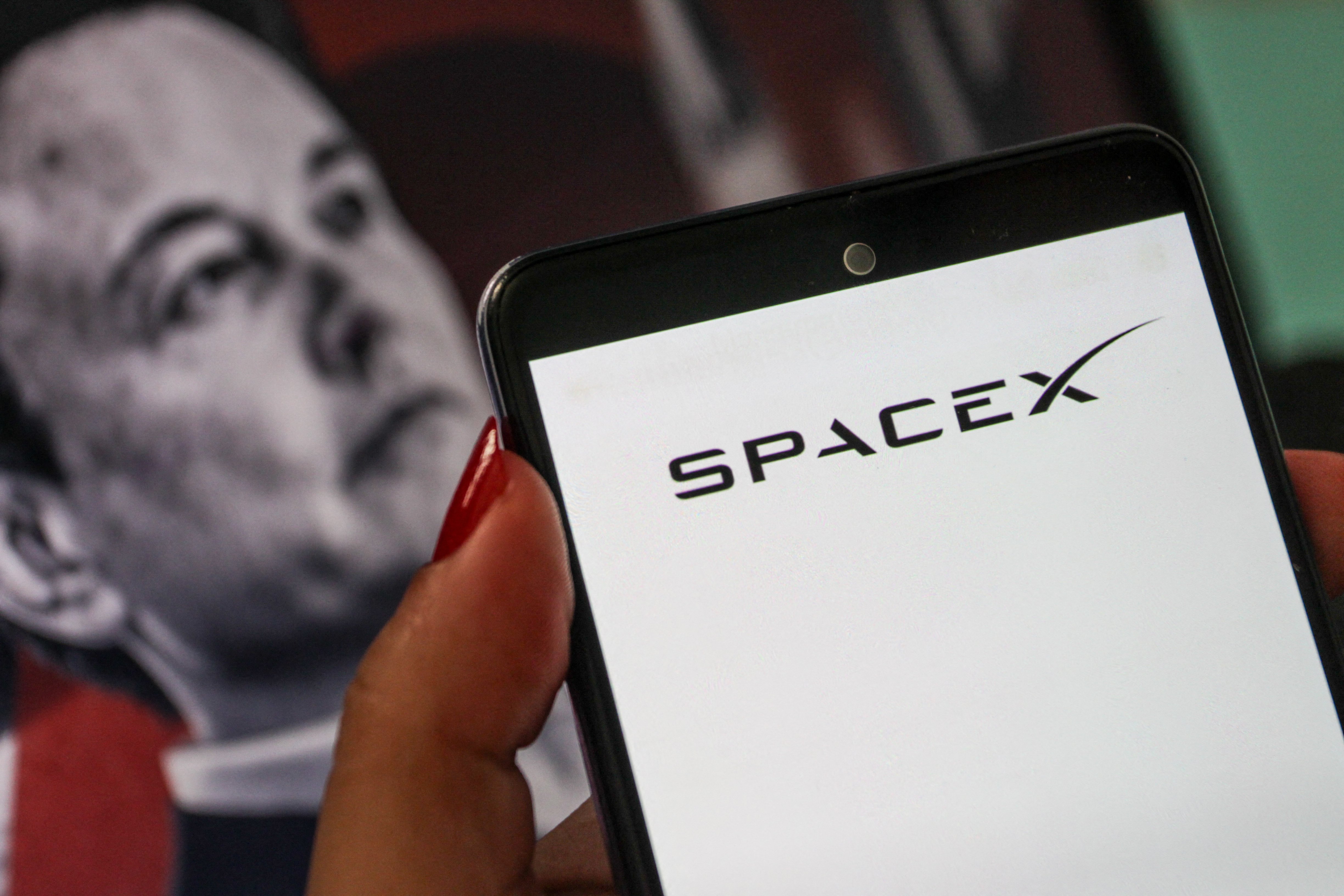 SpaceX stock hits $120 after seven-day losing streak