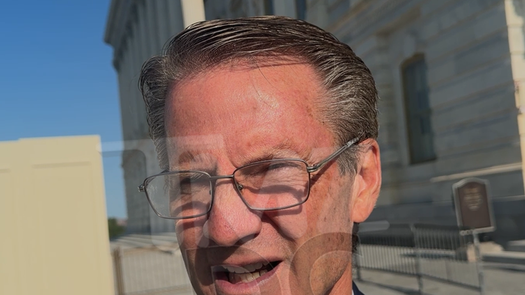 Tim Burchett turns Capitol Hill hallway chat into a comedy audition