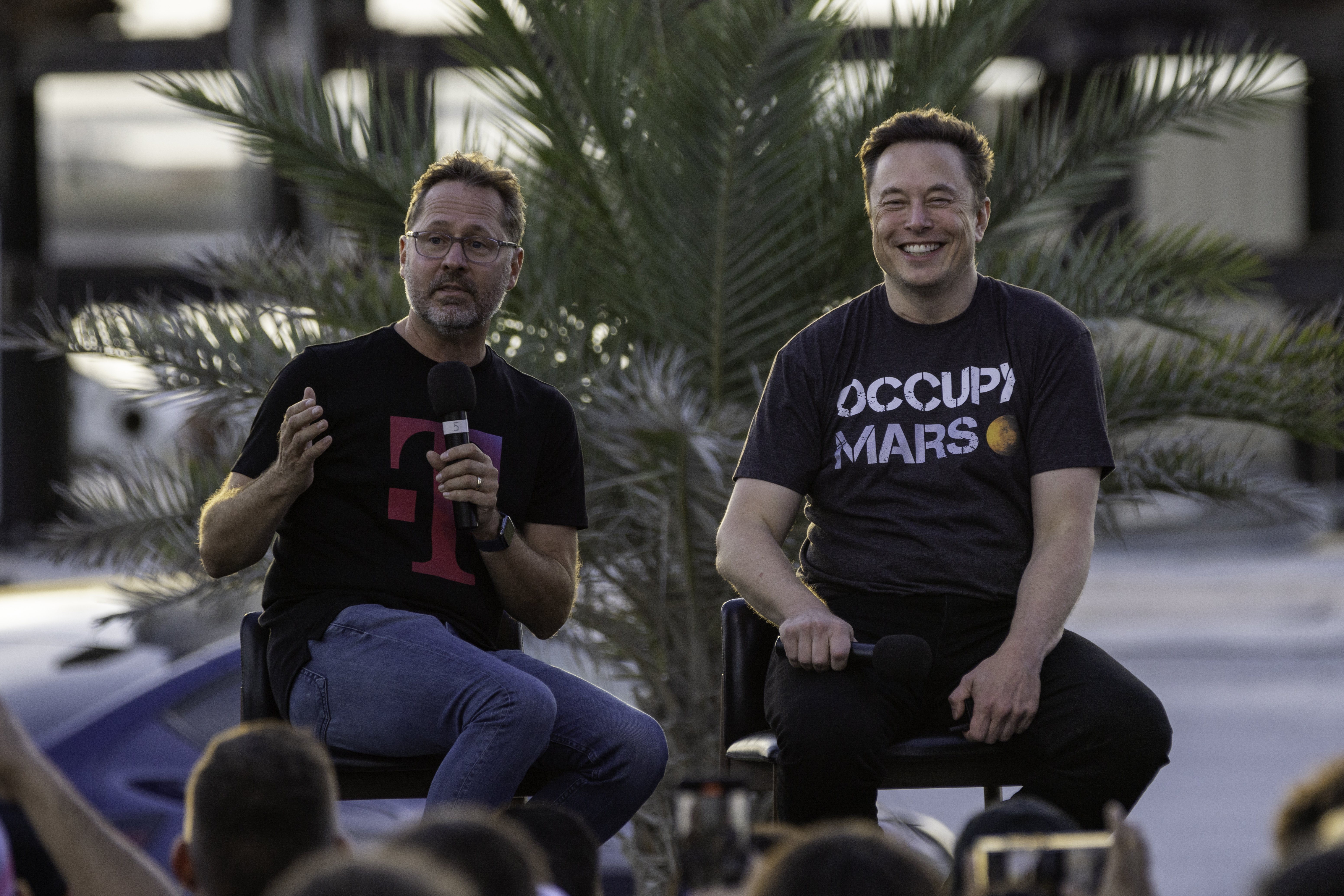 T-Mobile outage puts T-Satellite with Starlink under the spotlight