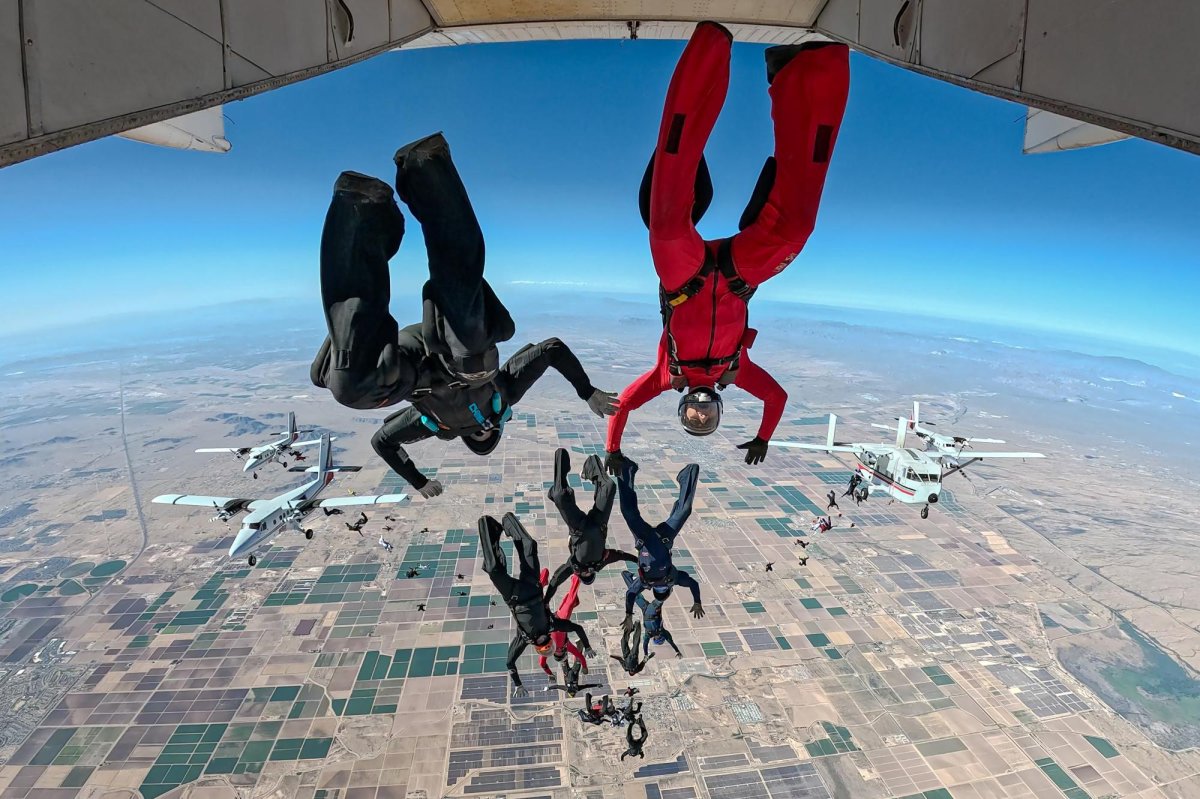 Skydivers notch 31,075 jumps in one-day global record