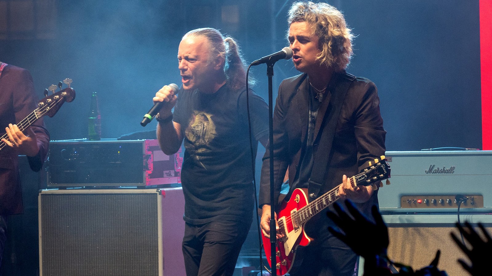 Bruce Dickinson and Billie Joe Armstrong cover Mott the Hoople at Comic-Con