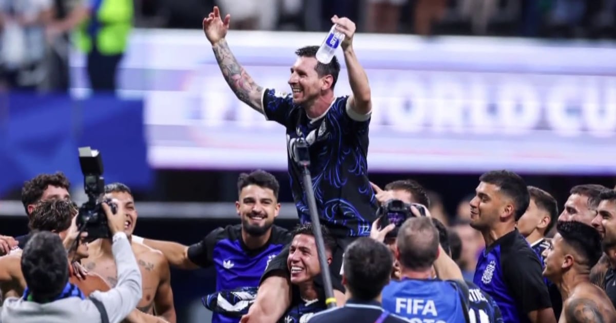 Argentina rallies past England to reach World Cup final