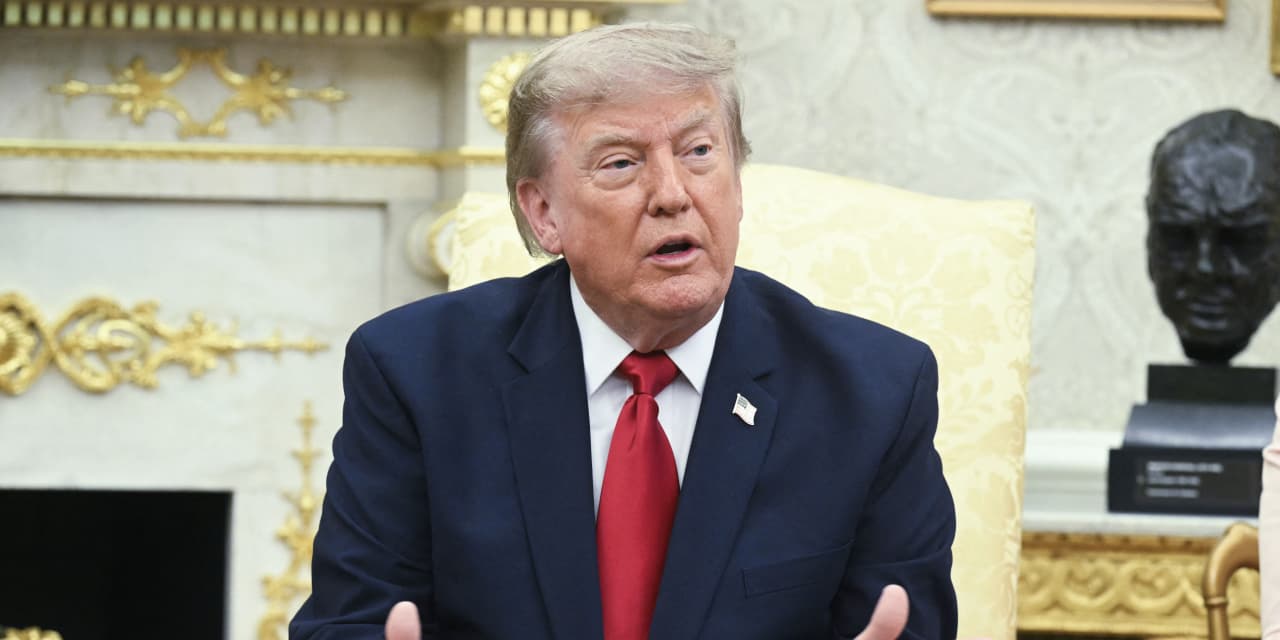 Trump Media plans paid fast feed for Truth Social posts