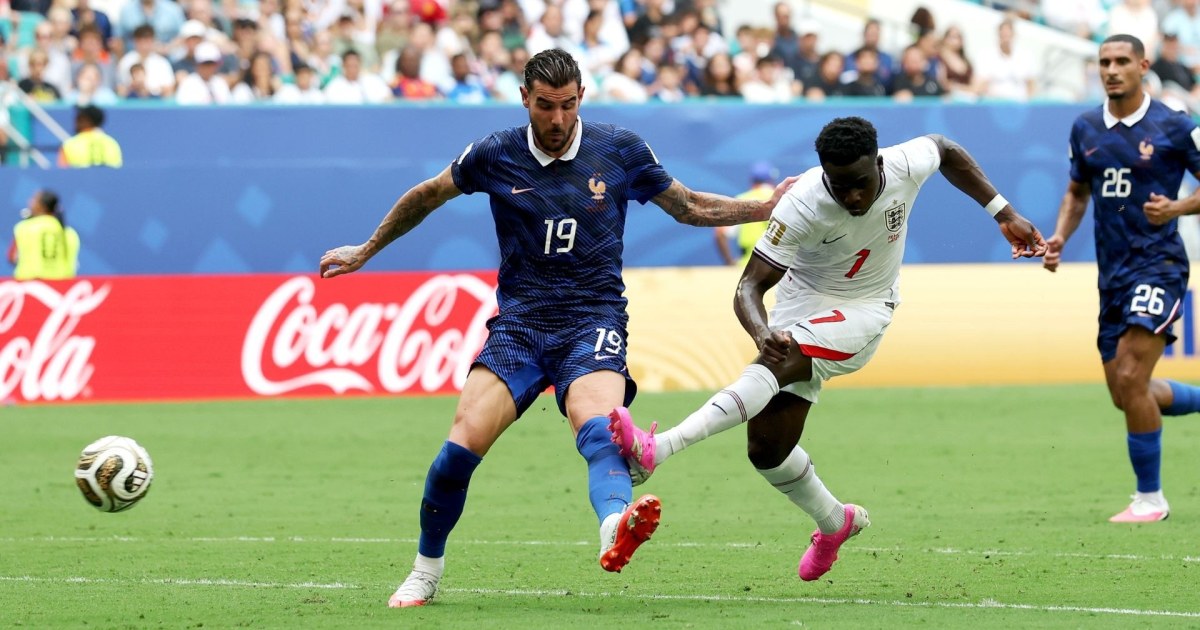 Saka brace sends England four goals clear against France