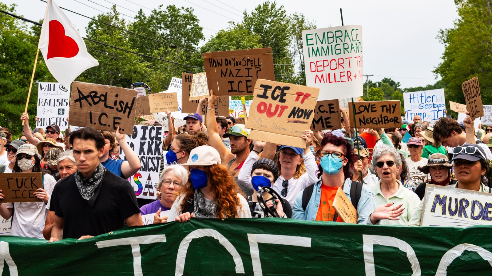 Maine protests after ICE shooting kills Colombian immigrant in Biddeford