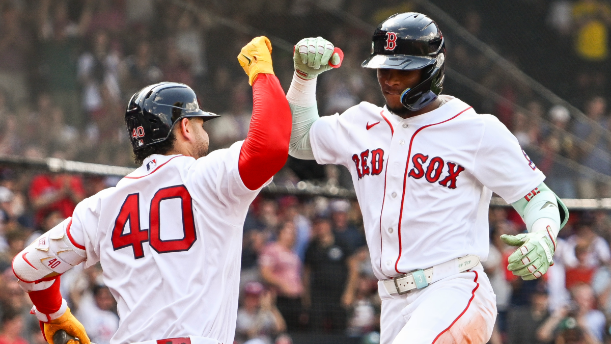 Red Sox tie franchise record with 15th straight win
