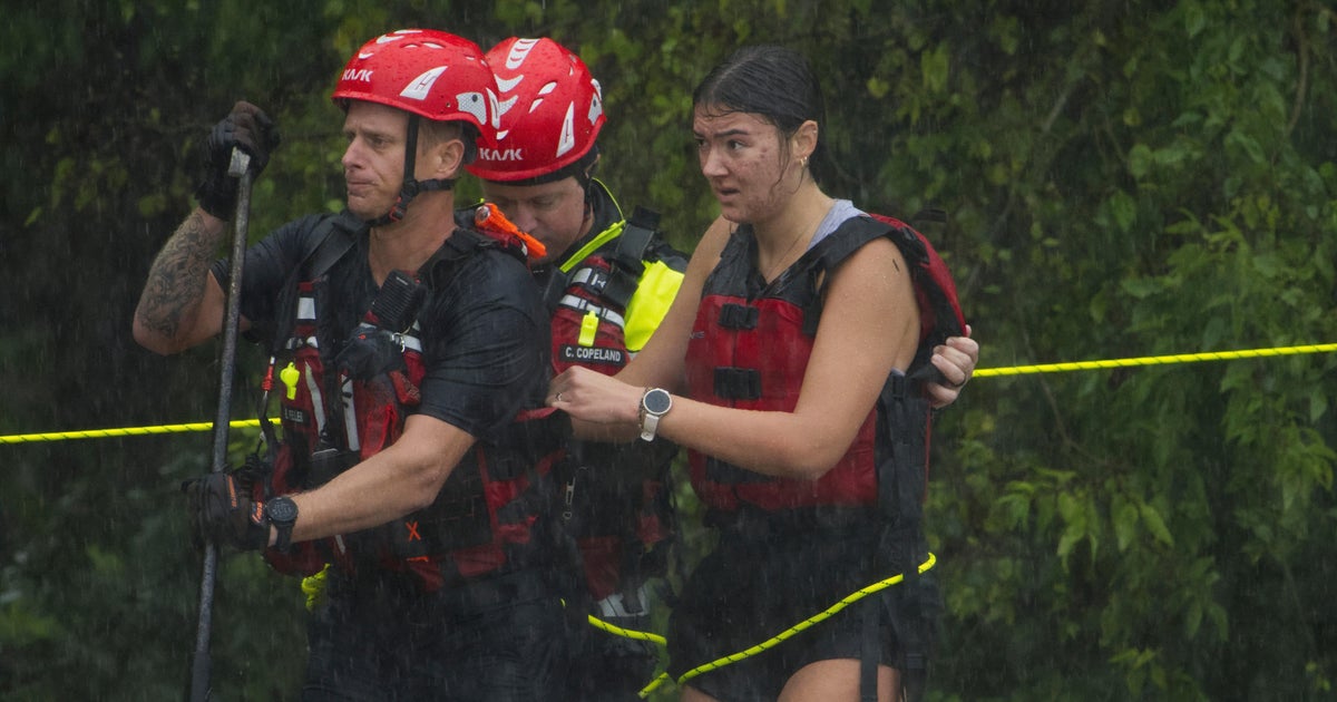 Deadly Texas floods force rescues as rivers surge