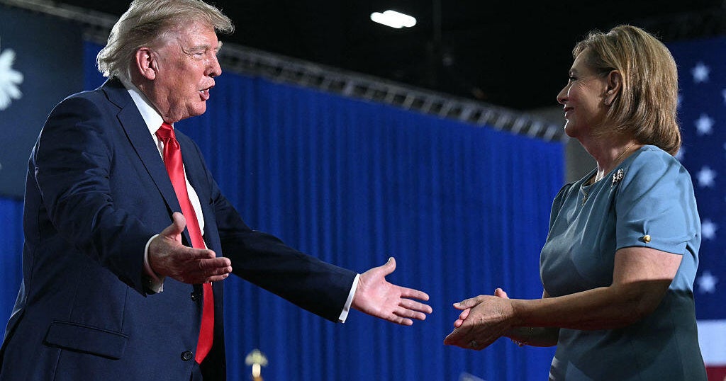 Trump rallies for Darline Graham before South Carolina runoff