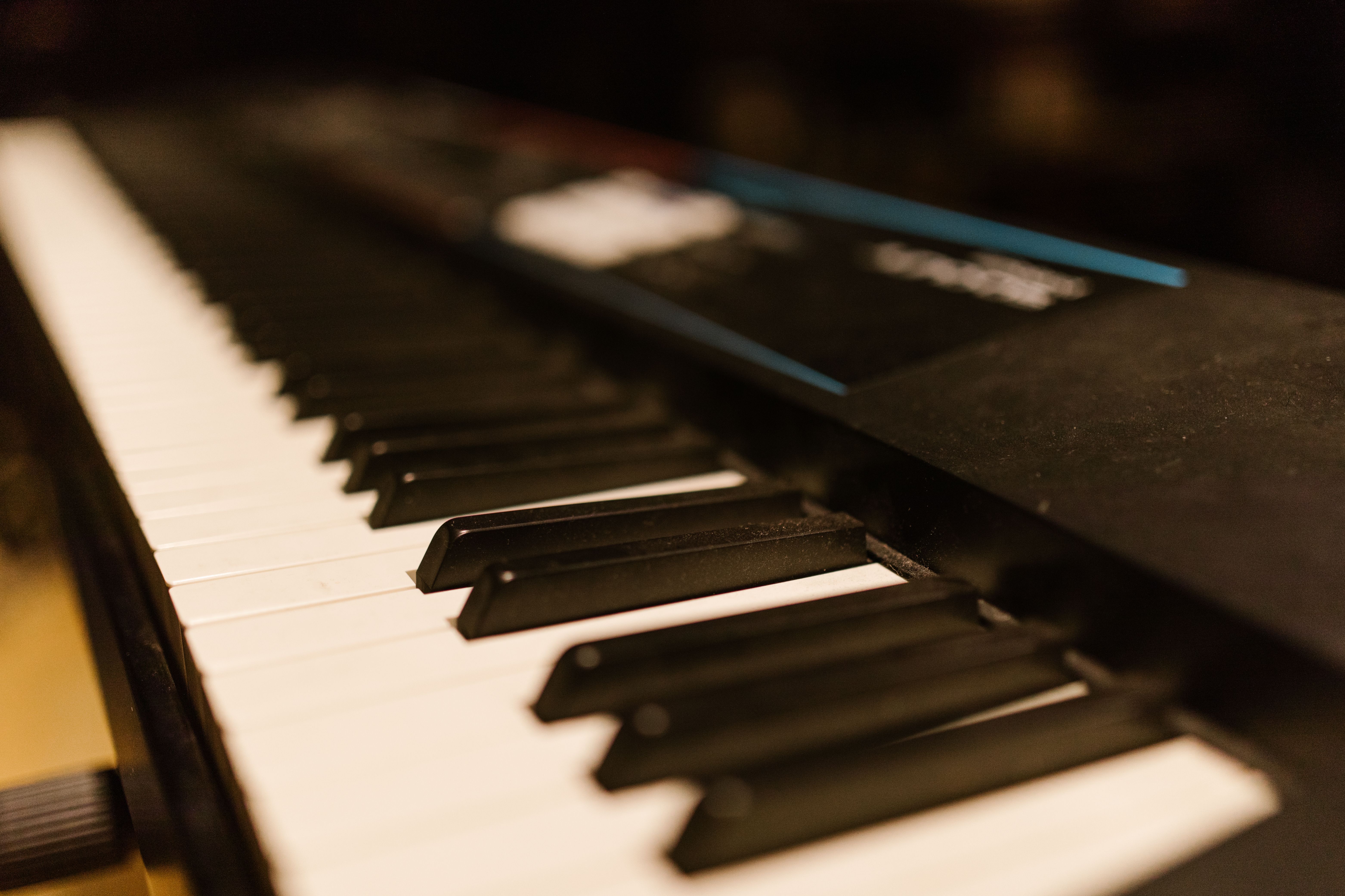 Flowkey’s five-year piano lesson plan drops to $64.97