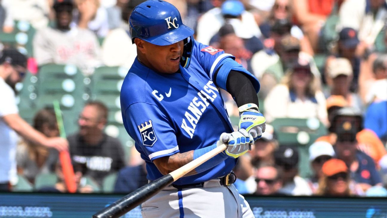 Salvador Perez Royals record: 318th homer passes George Brett
