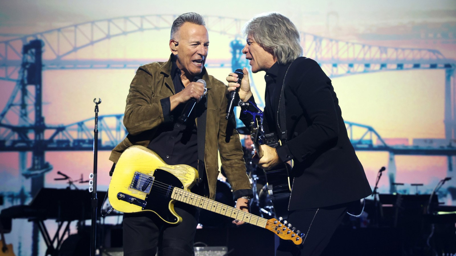 Bruce Springsteen joins Bon Jovi for MSG finale