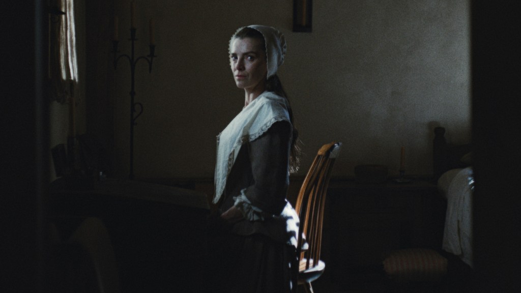 Betty Gilpin says ‘Widow’s Bay’ pushes back on safe TV
