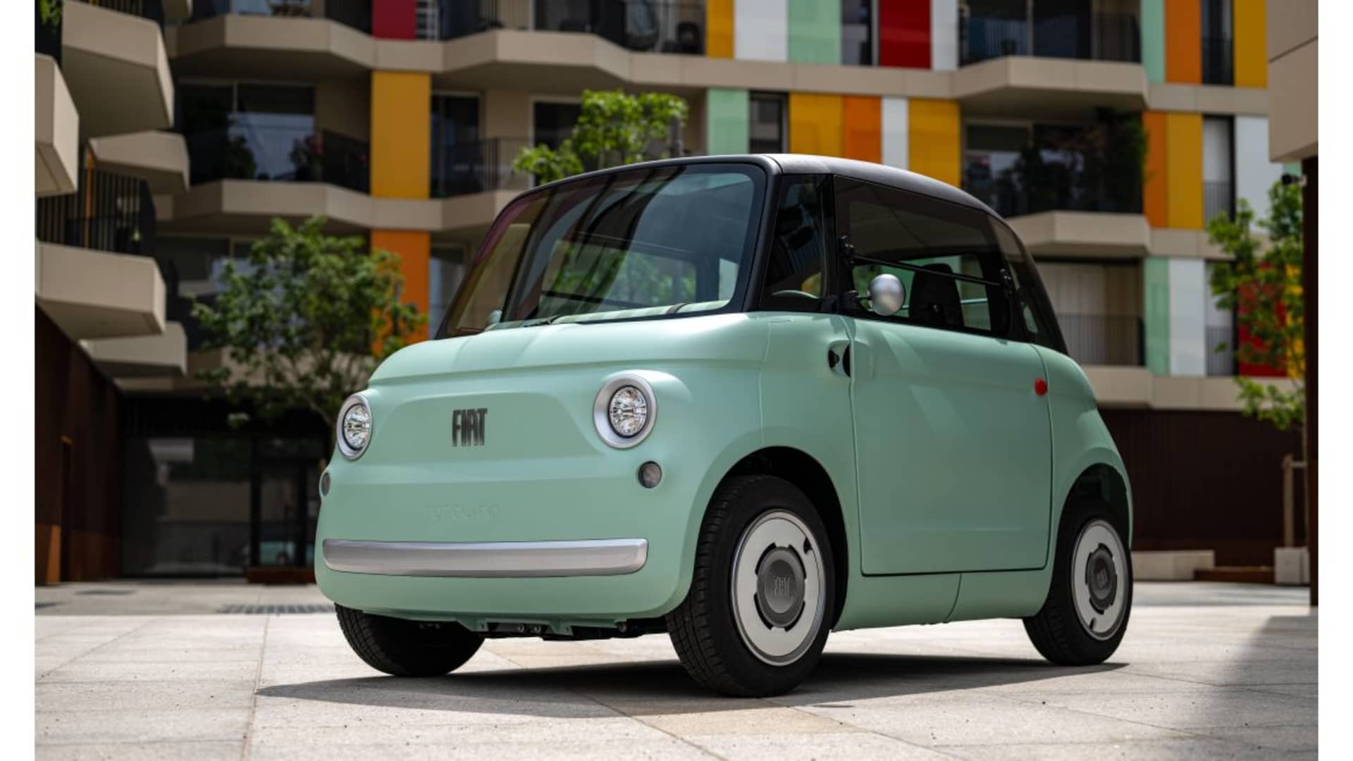 Fiat’s tiny Topolino EV opens U.S. orders at $13,995