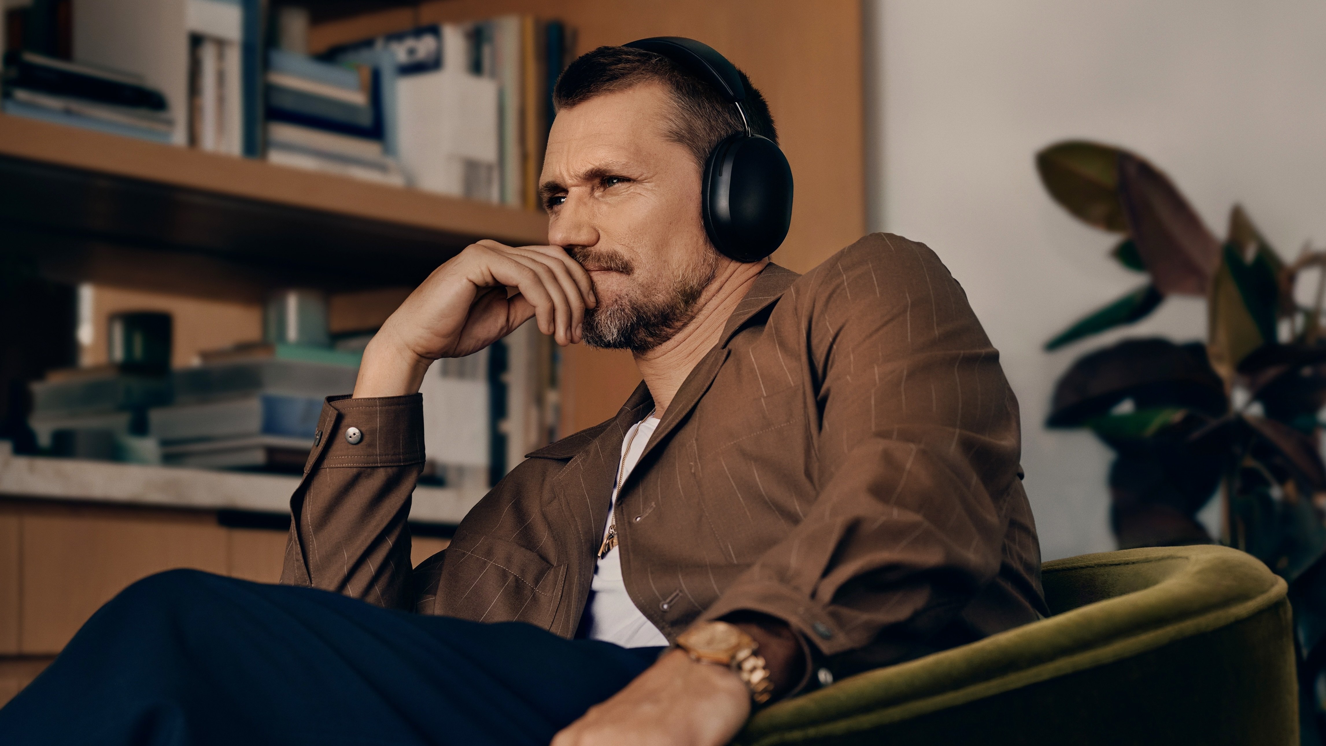 Sonos Ace headphones deal drops Amazon price to $279
