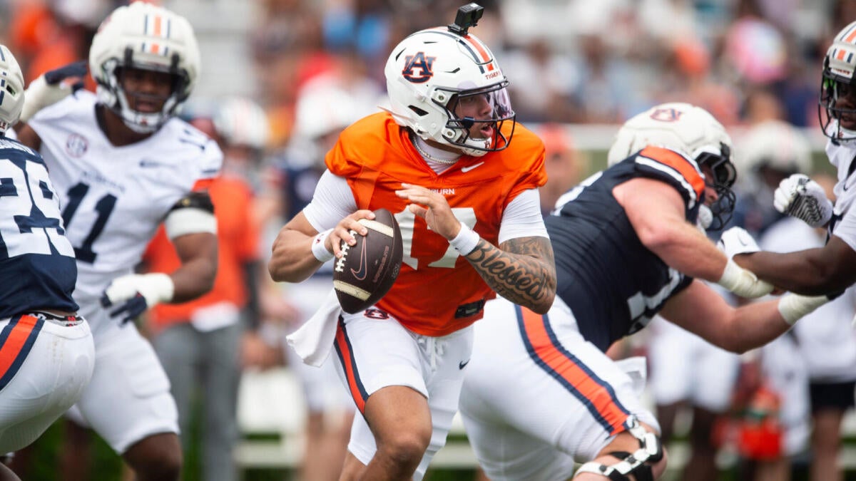 Auburn's new QB bet arrives with Alex Golesh's playbook already installed