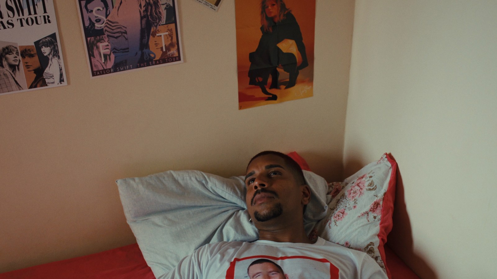 Come to Brasil puts pop superfans in the spotlight