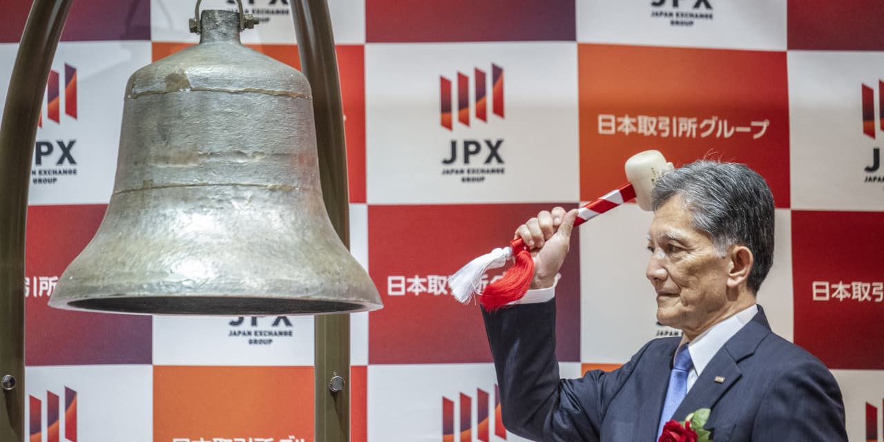 Korea’s retail stock rout sends chip jitters across Asia