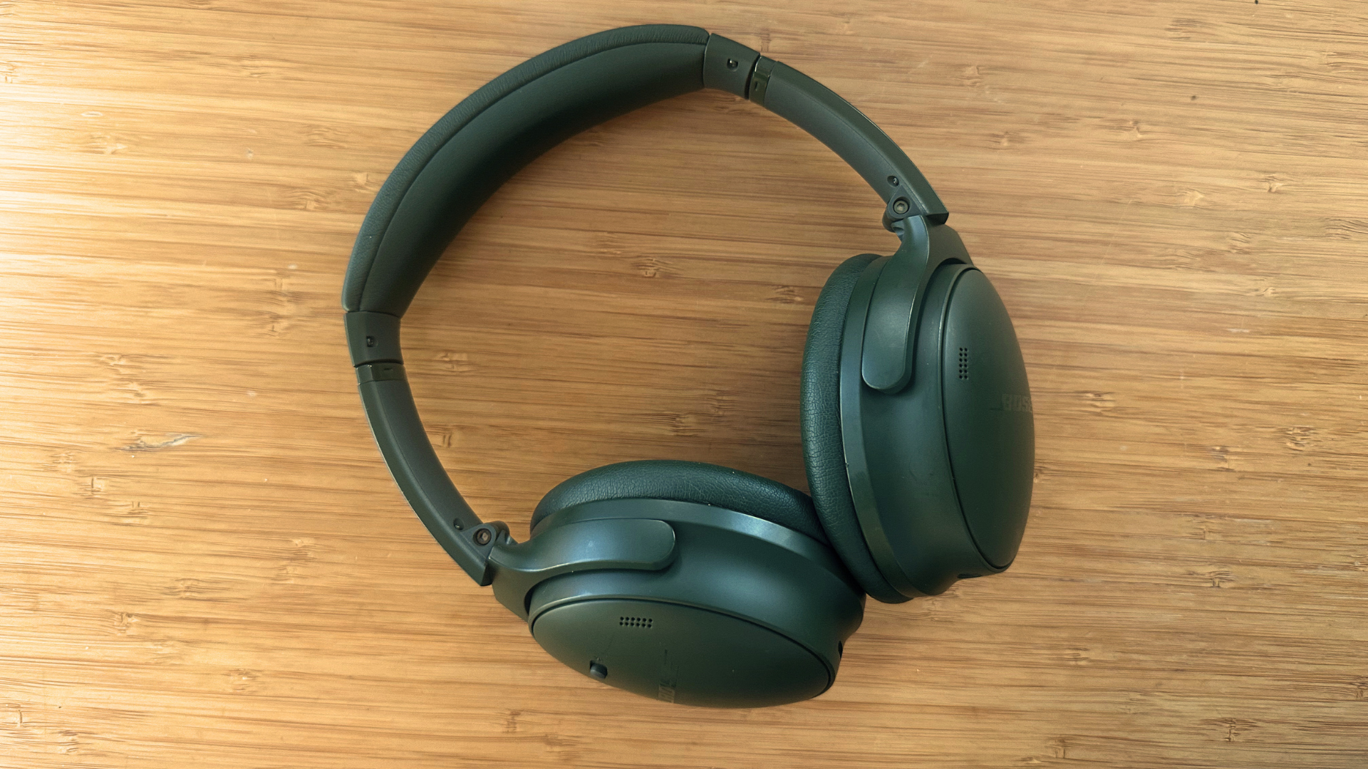 Bose QuietComfort headphones drop to $229 in Amazon deal