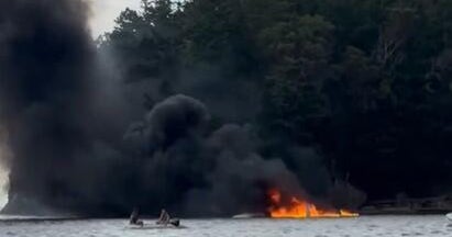 Seaplane crash near Seattle leaves all 11 aboard alive