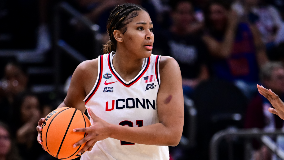 Sarah Strong says Europe helped shape her UConn game