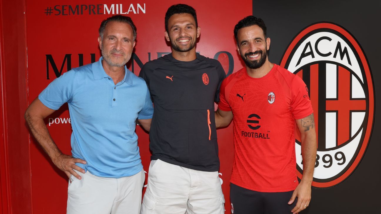 Chelsea breaks British transfer record in busy World Cup window