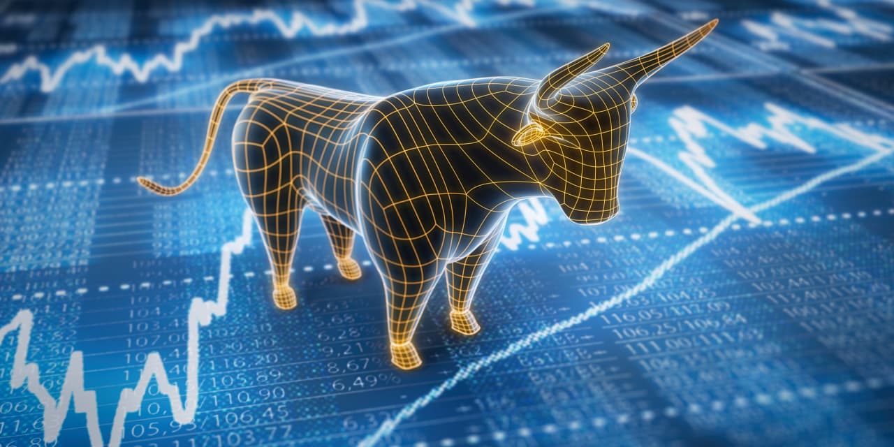 Fed hike fears stalk stocks as Iran crisis lifts oil and yields