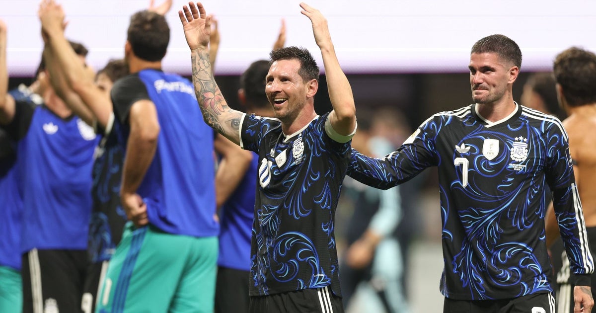 Messi powers Argentina past England and into World Cup final