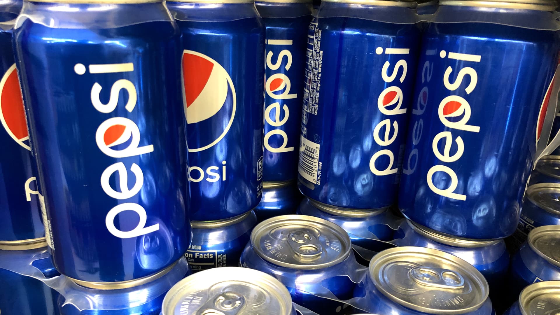 PepsiCo profit misses as U.S. shoppers pinch pennies