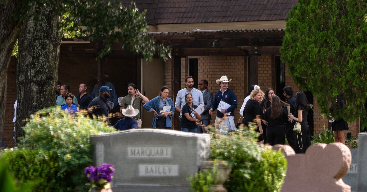 Houston wake mourns Lorenzo Salgado Araujo after fatal ICE shooting