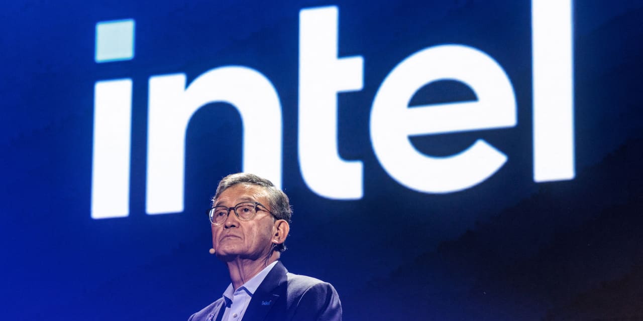 Intel’s AI chip buzz runs into a PC market drag