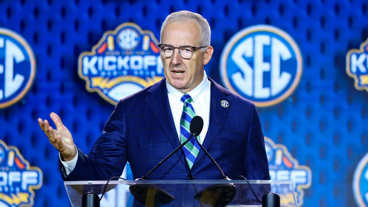 SEC breakaway talk follows Greg Sankey to media days