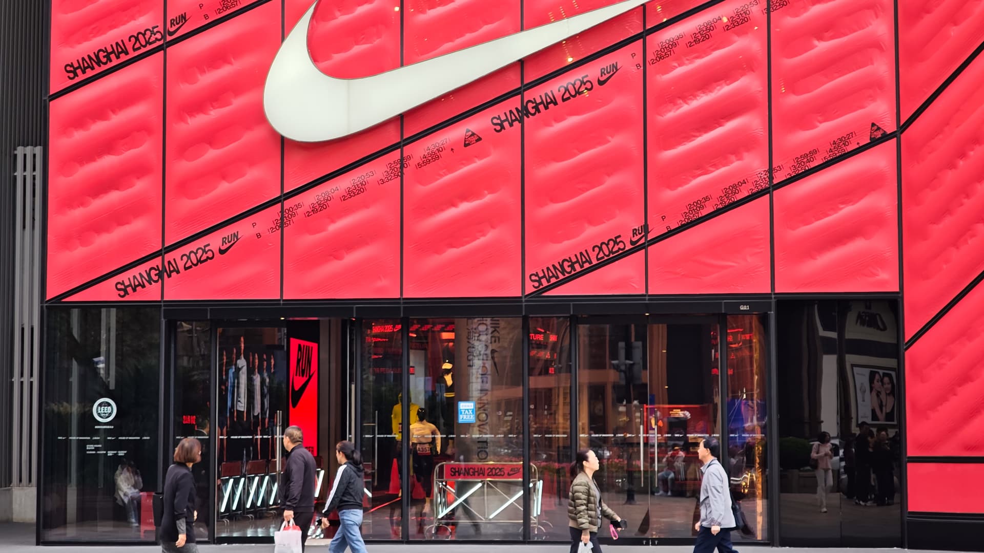 Nike plans China online shake-up, cutting off thousands of sellers